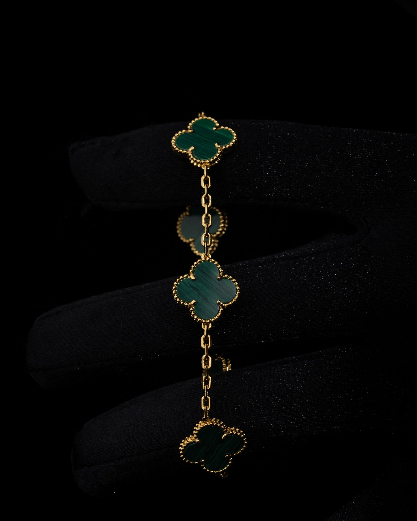 Four clover Armband